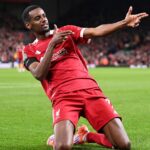 Isak foi contratado pelo Liverpool na temporada 2025/2026. Foto: Divulgação/Getty Images.