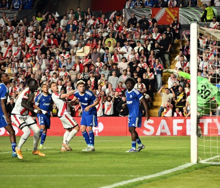 Alemão marcou o gol da vitória do Rayo sobre o Strasbourg, pelo jogo de ida da semifinal da Conference League. Foto: Denis Doyl/UEFA via Getty Images