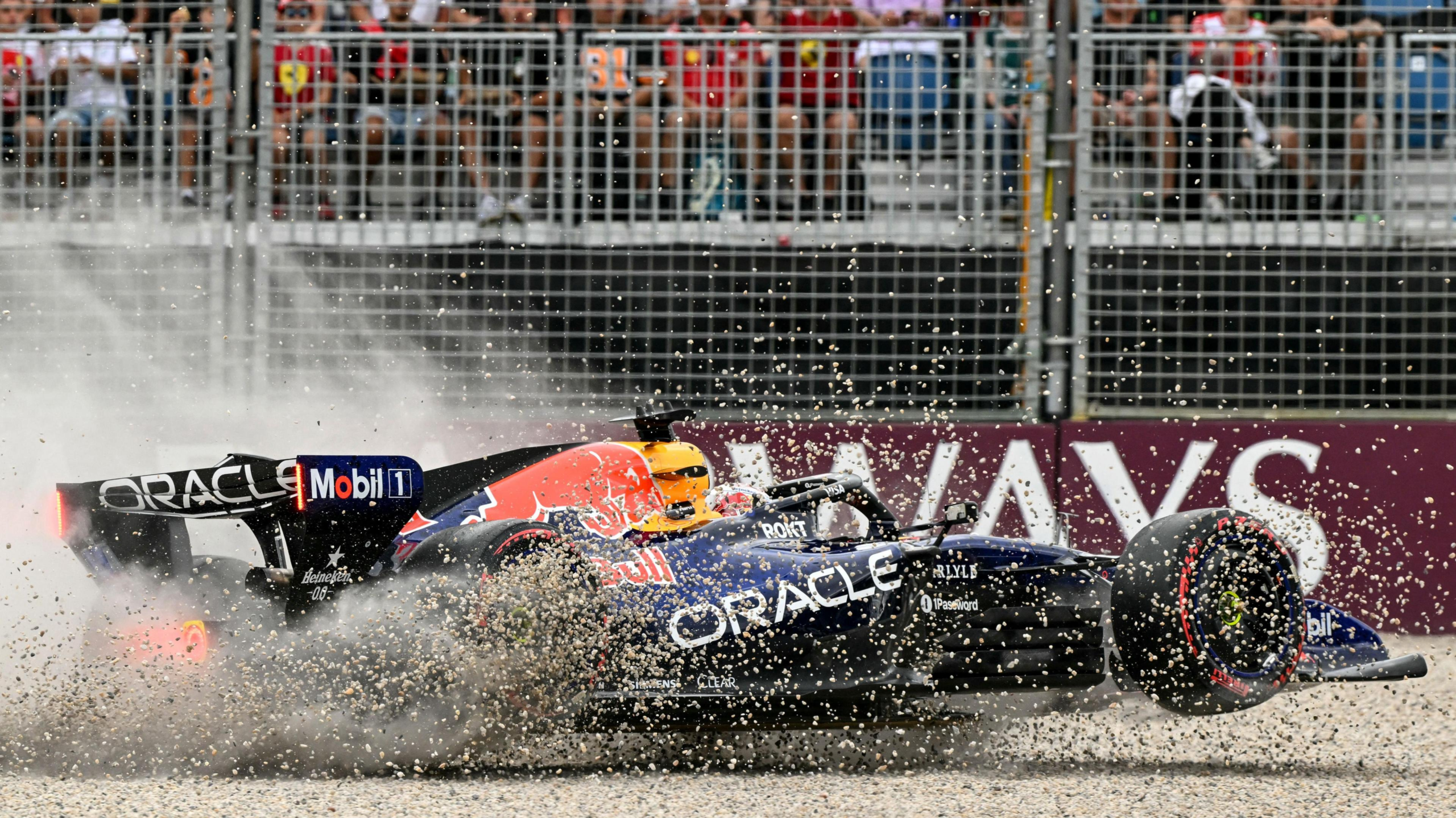 Max Verstappen batida Fórmula 1