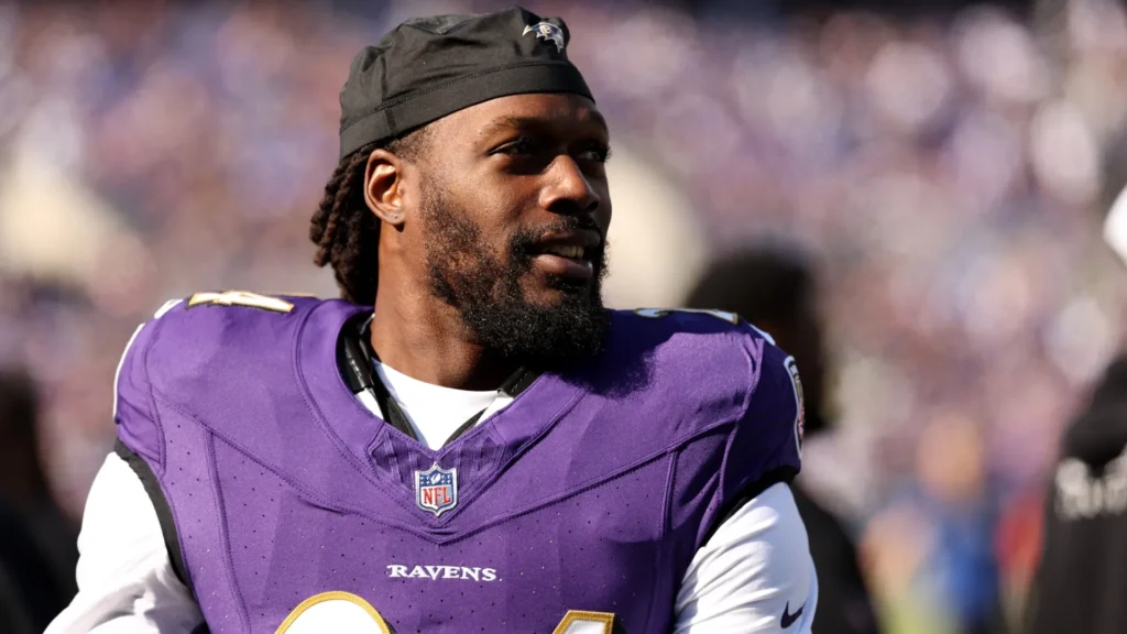 Passagem de Jadeveon Clowney pelos Ravens deixou saudades em Lamar Jackson 