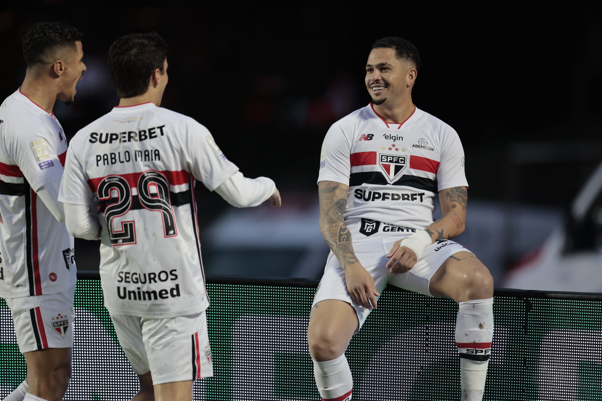 Luciano gol São Paulo 2026