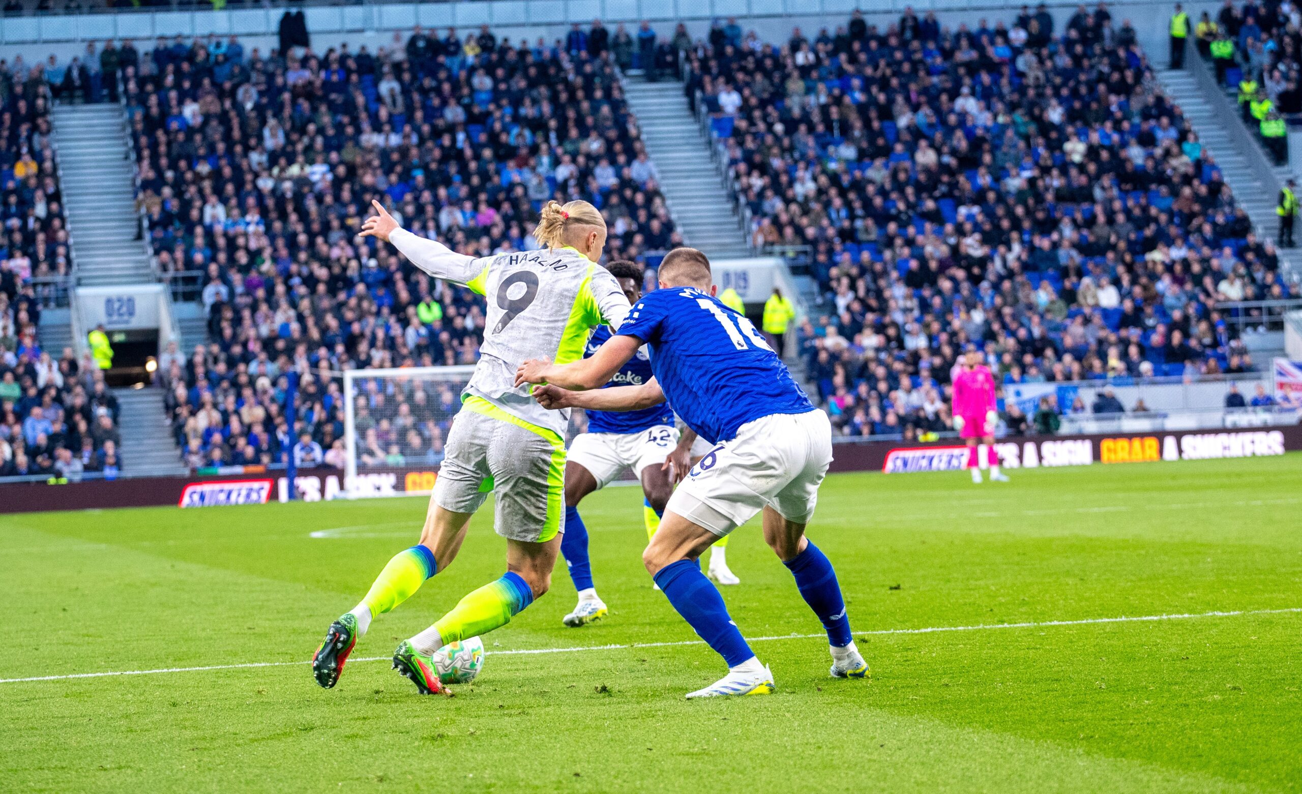 Everton e Manchester City se enfrentam pela 35ª rodada da Premier League