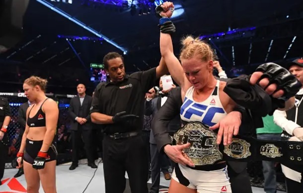 Holly Holm venceu Ronda Rousey em 2015
