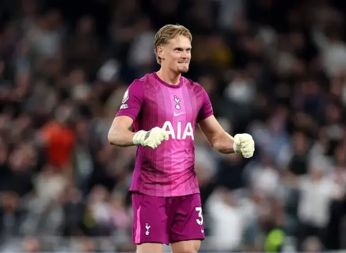 Kinsky Tottenham