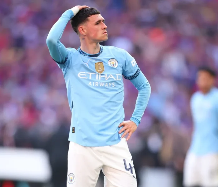 Phil Foden fora Copa do Mundo