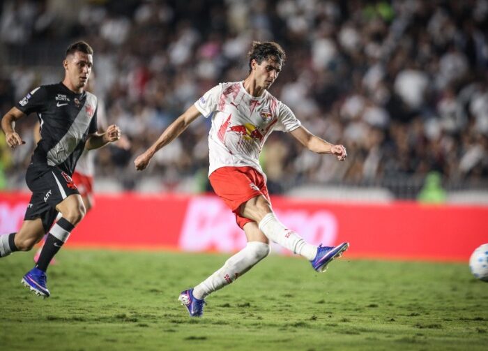 Rodriguinho marcou para o RB Bragantino contra o Vasco