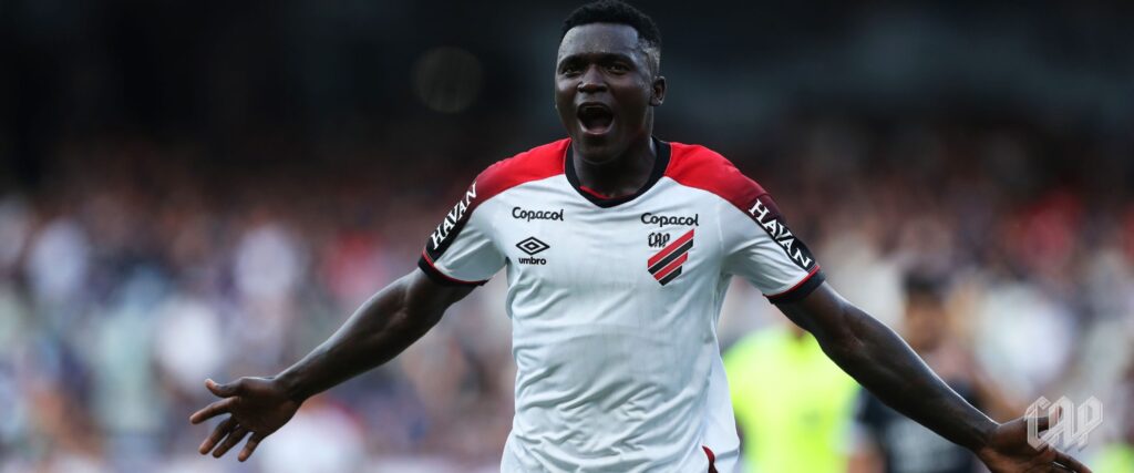 Kevin Viveros, Athletico Paranaense