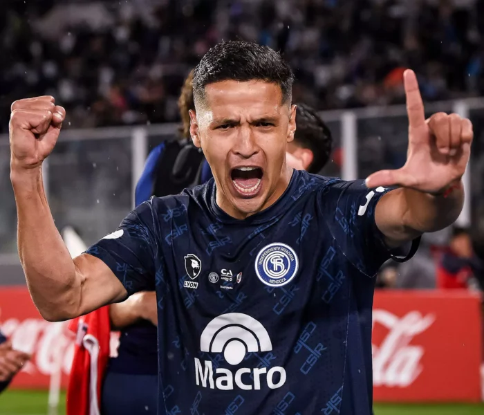 Alex Arce, Independiente Rivadavia, Paraguai