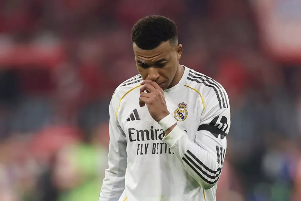 Real Madrid petição Mbappé