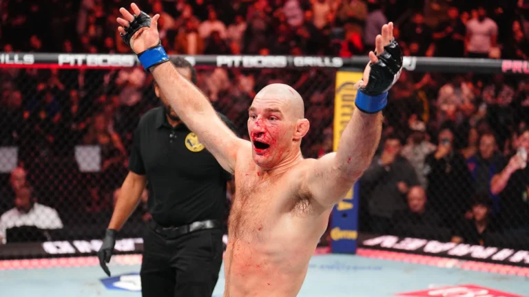 Sean Strickland e o valor de ser campeão do UFC: por que o cinturão já não garante uma fortuna?