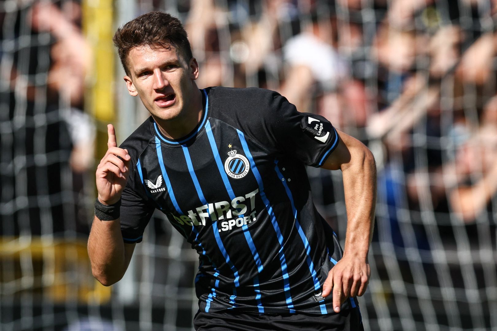 Christos Tzolis, Brugge, Arsenal