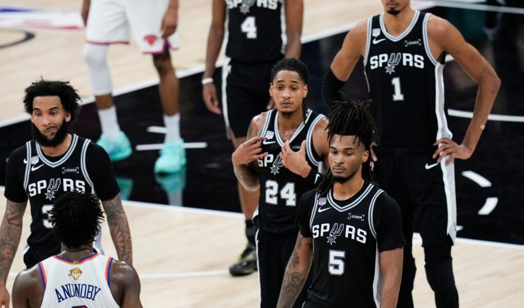 Spurs perdem título mas são favoritos para os próximos anos