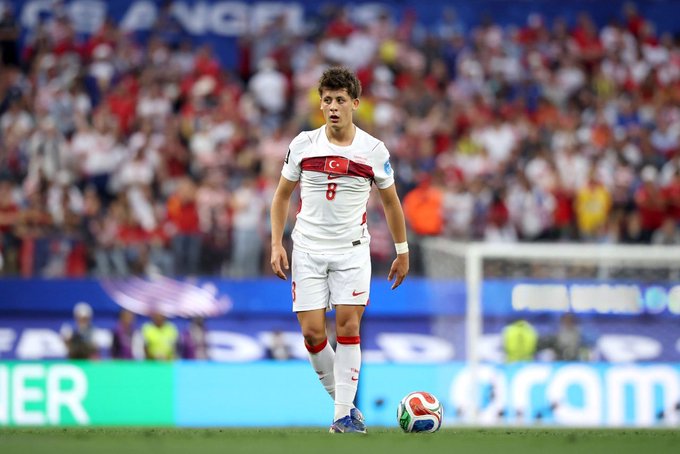Turquia 3 x 2 EUA: Arda Güler brilha e turcos se despedem com honra