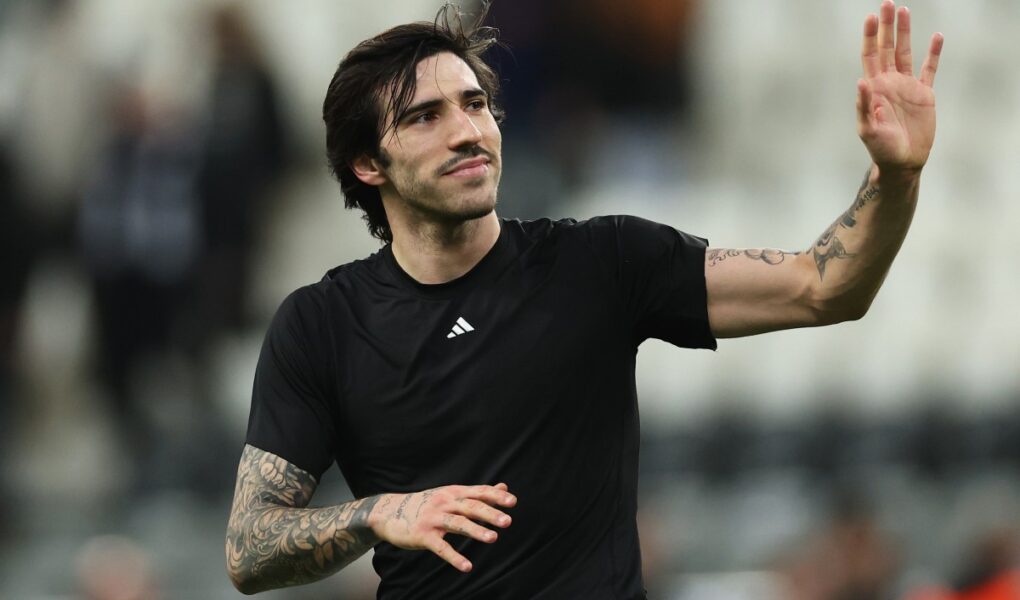 Sandro Tonali, alvo do Tottenham. Premier League Foto: Reprodução/Caught Offside