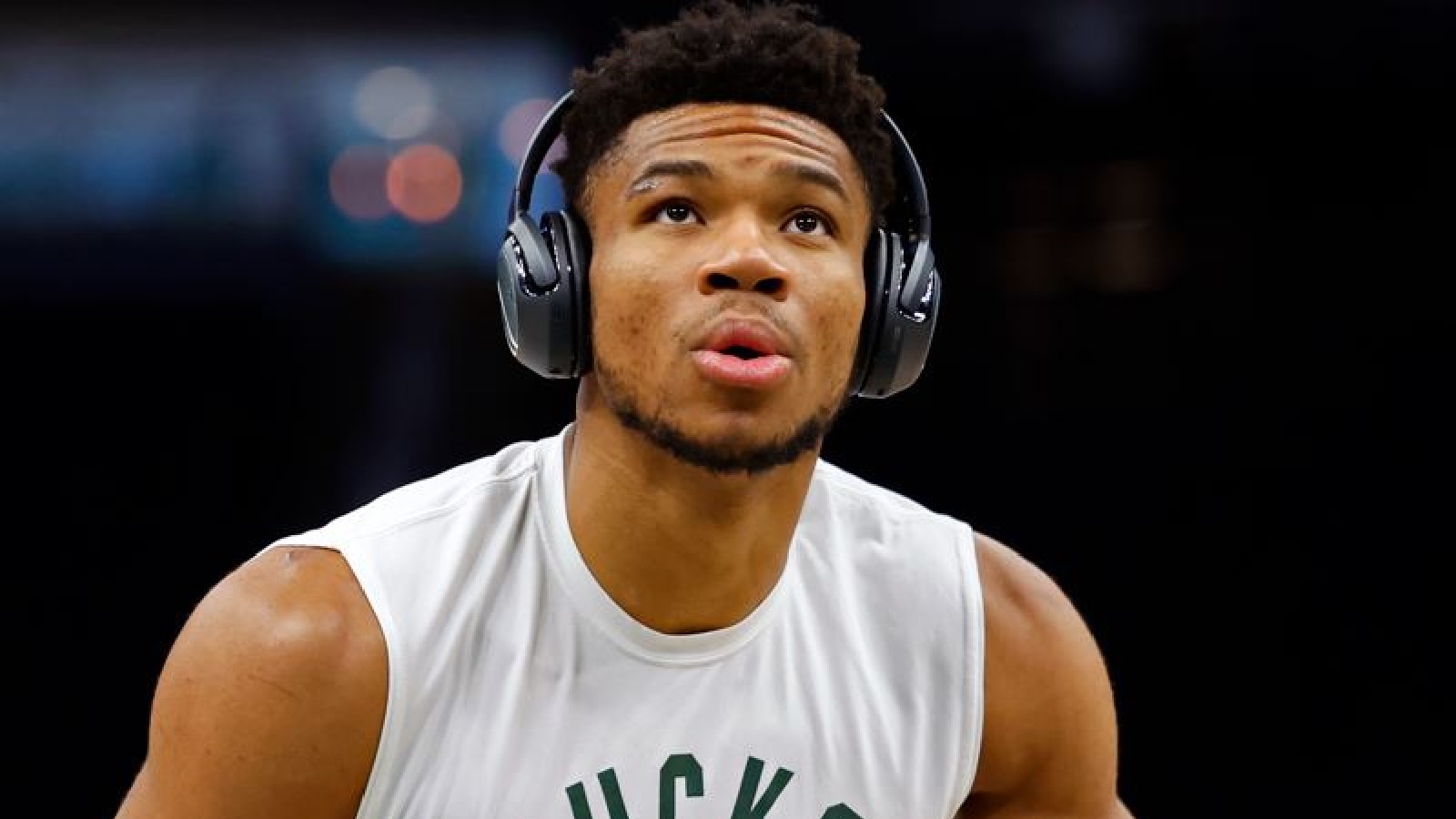 Prós e contras da possível troca dos Celtics por Giannis Antetokounmpo