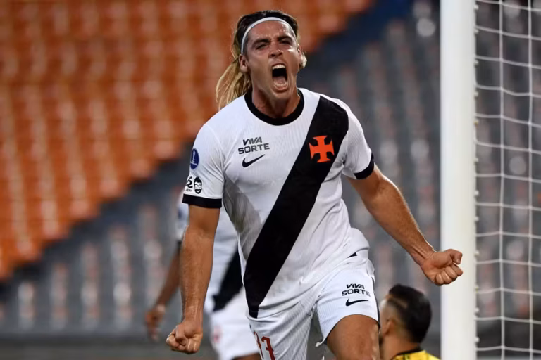 Vasco x Independiente Medellín: Prévia Estatística e Análise para os Playoffs da Copa Sul-Americana