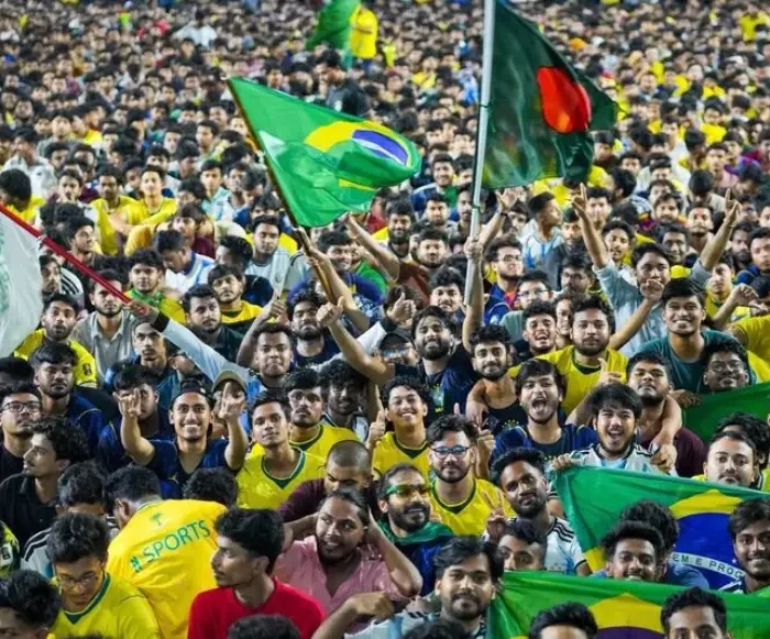 Torcedores de Bangladesh torcendo para o Brasil, países