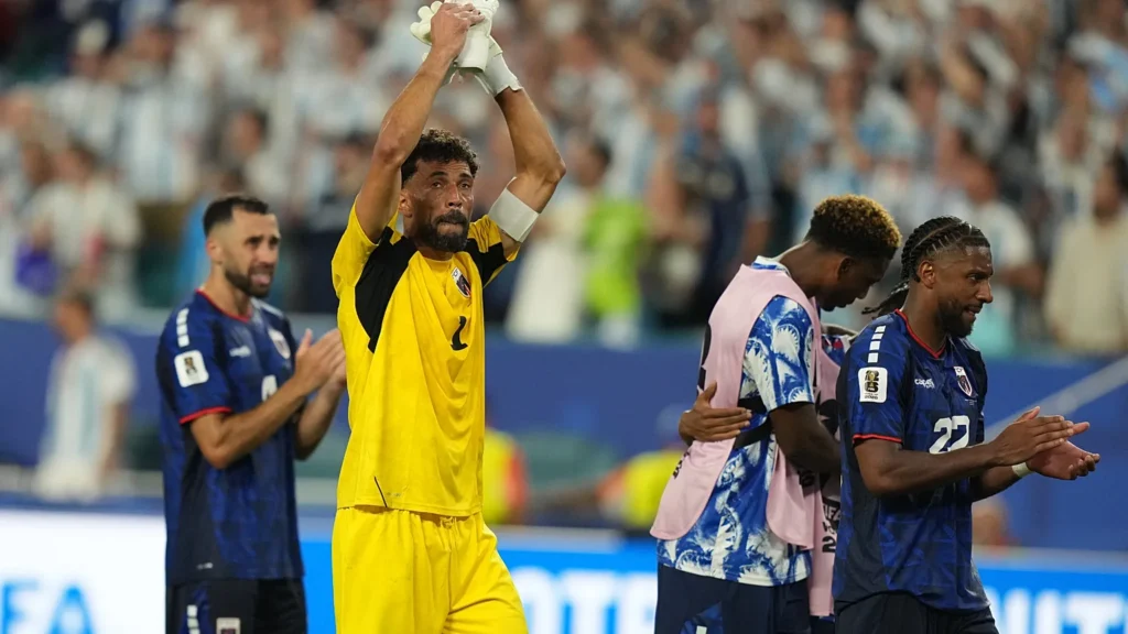 O pequeno Cabo Verde saiu gigante após a eliminação para a Argentina por 3 a 2 