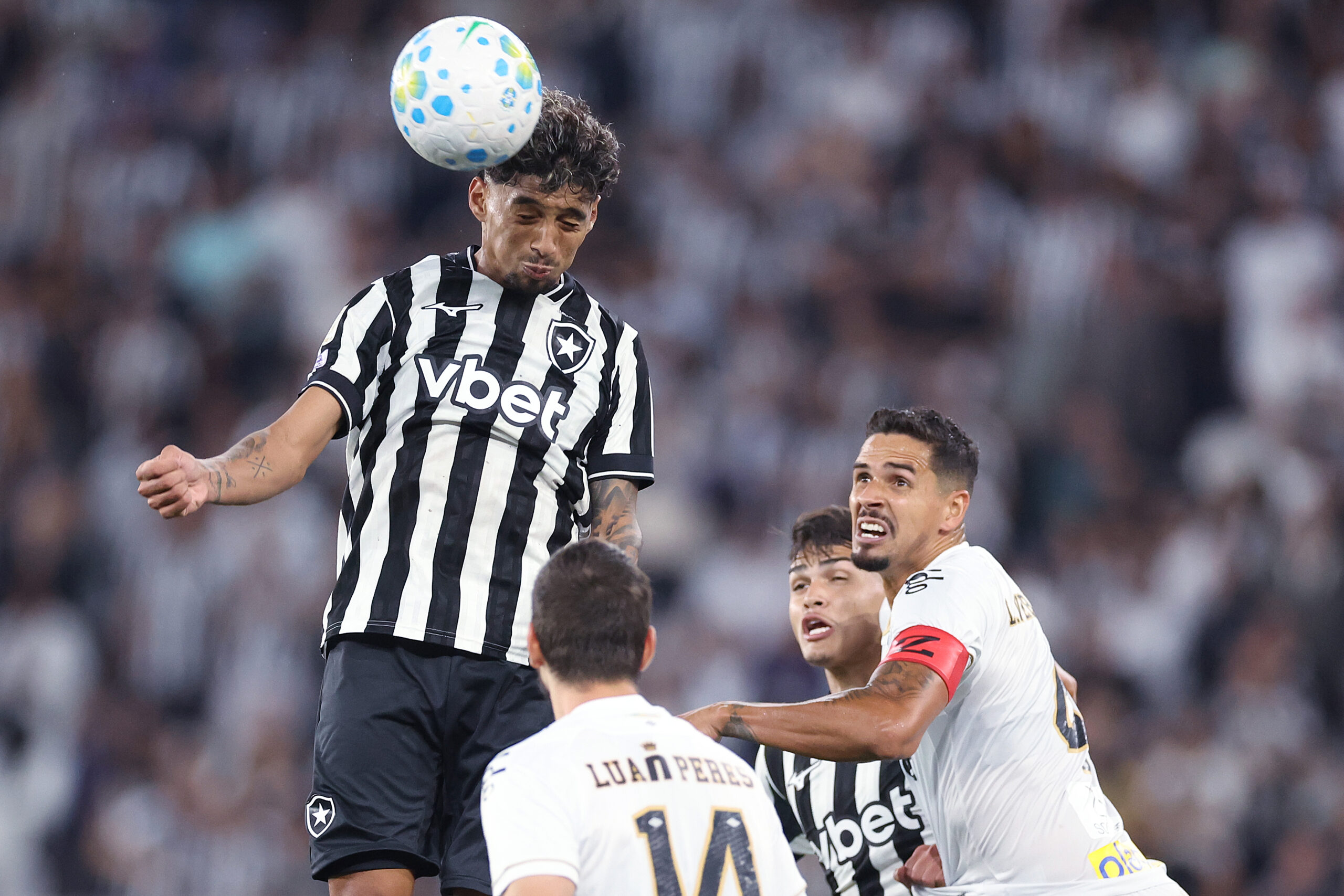 Botafogo derrota Santos no Estádio Nílton Santos, pelo Brasileirão de 2026