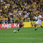Criciúma empata contra o Náutico, pela Série B