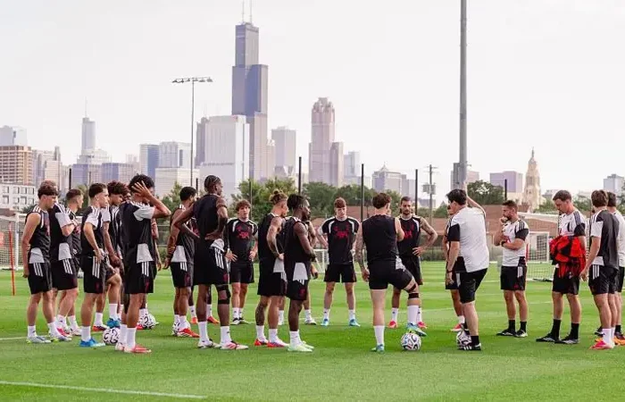 Liverpool está treinando nos Estados Unidos