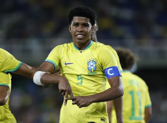 Andrey Santos Seleção