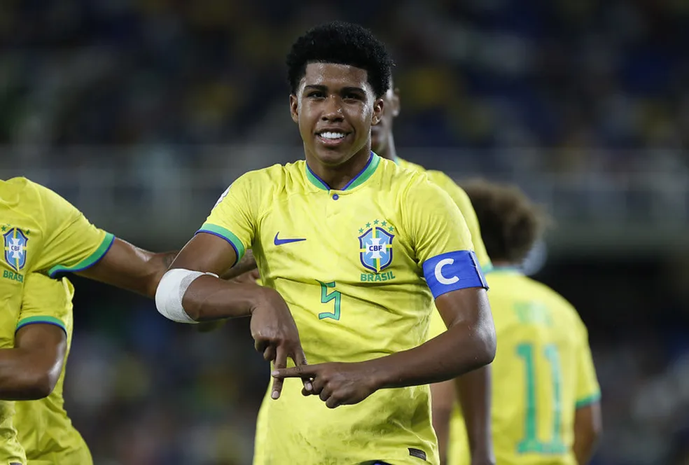 Andrey Santos Seleção