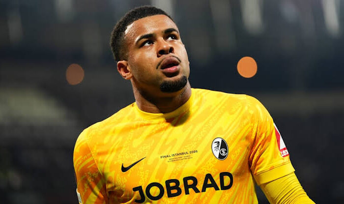 Aston Villa busca Noah Atubolu