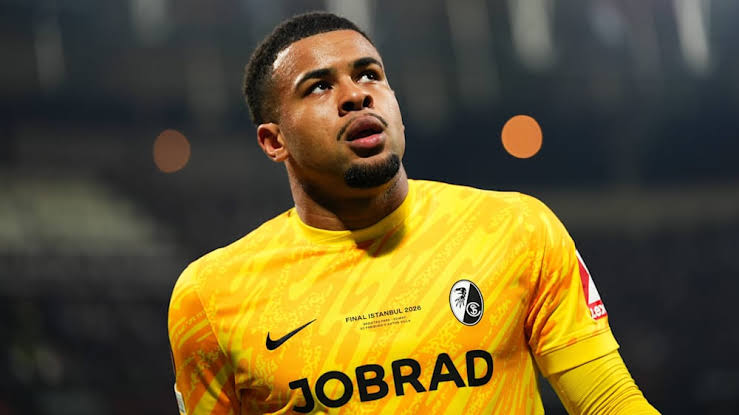 Aston Villa busca Noah Atubolu