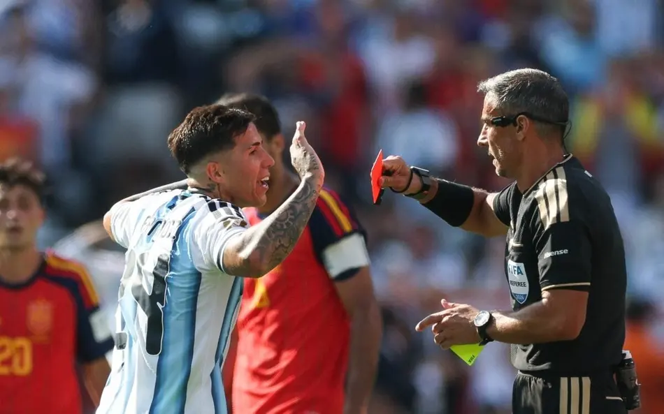 Enzo Fernández, Espanha x Argentina, Copa do Mundo 2026. Foto: Patrícia de Melo Moreira/AFP.