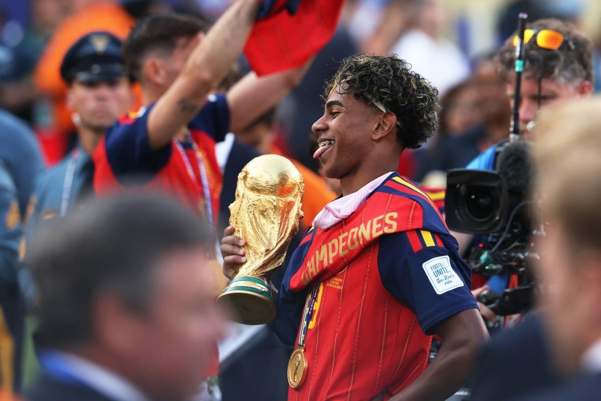 Espanha - Lamine Yamal campeão da Copa do Mundo