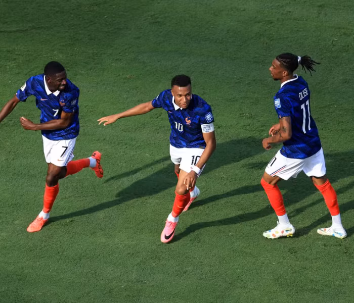 França - Mbappé, Olise e Dembelé