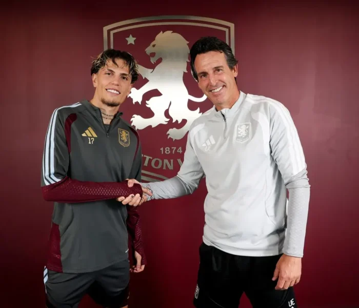 Garnacho emprestado ao Aston Villa