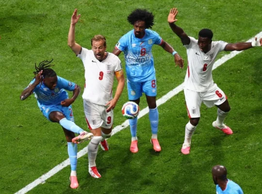 Inglaterra vence RD Congo pela Copa do Mundo