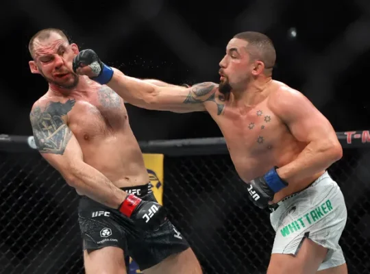 Robert Whittaker UFC 329