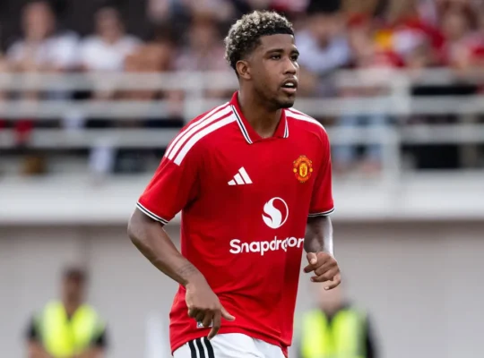 andrey santos manchester united