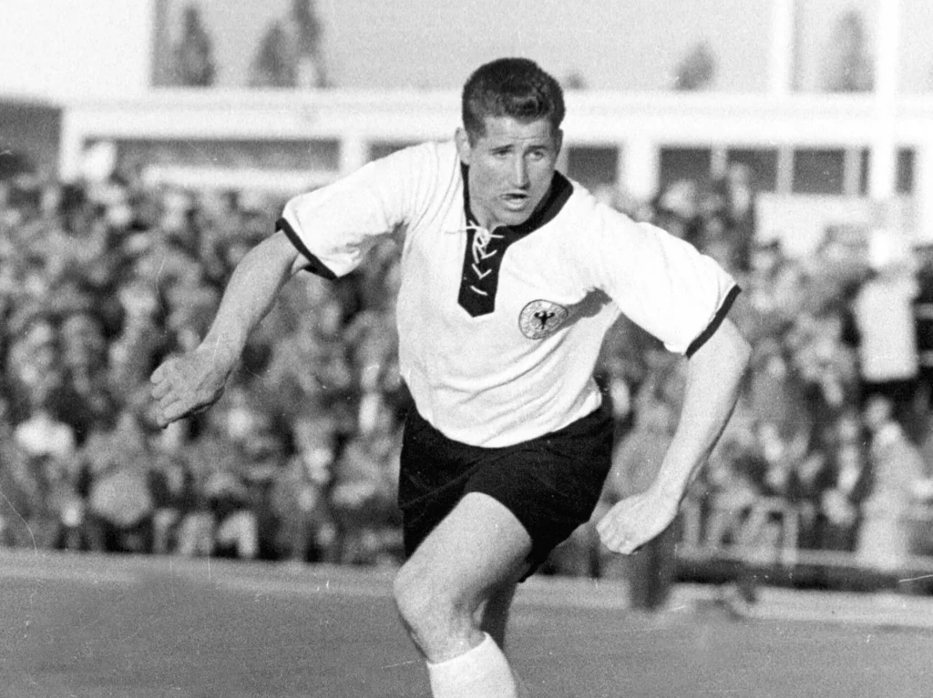 Helmut Rahn, Alemanha Ocidental 1954. Foto: Reprodução/Fussball Museum