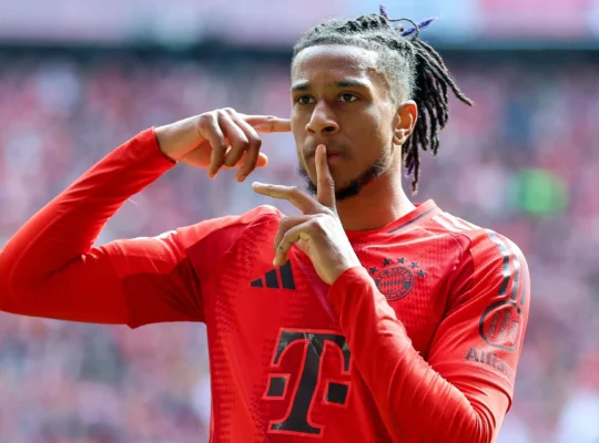 Michael Olise se tornou um dos destaques do futebol europeu na temporada 2025/26