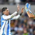 Dibu Martínez e Enzo Fernández são jogadores da Argentina