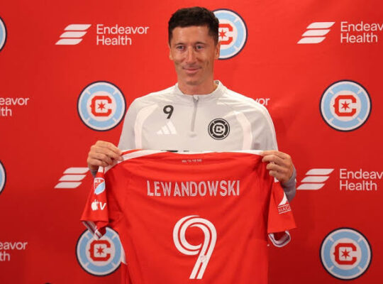 O anúncio de Robert Lewandowski no Chicago Fire aconteceu durante a Copa do Mundo