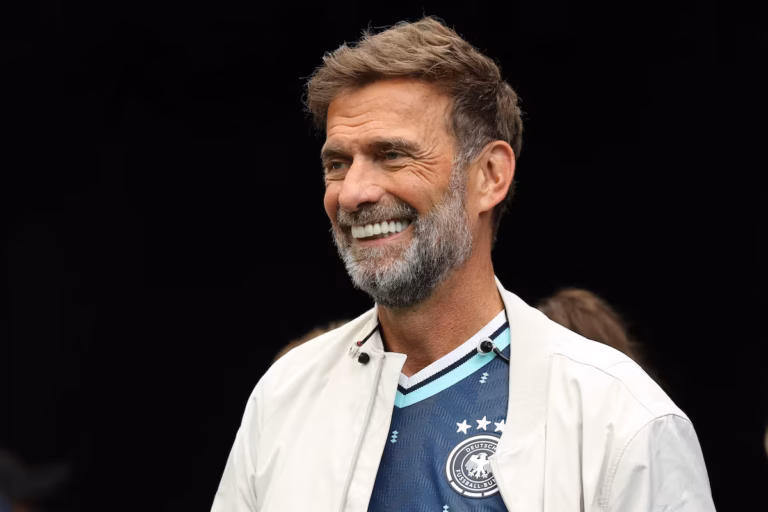 Jurgen Klopp assume a Alemanha para reconstruir uma gigante e encerrar a carreira no topo