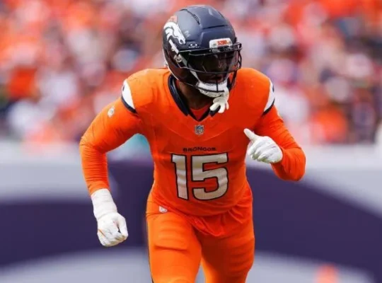 NFL Nik Bonitto