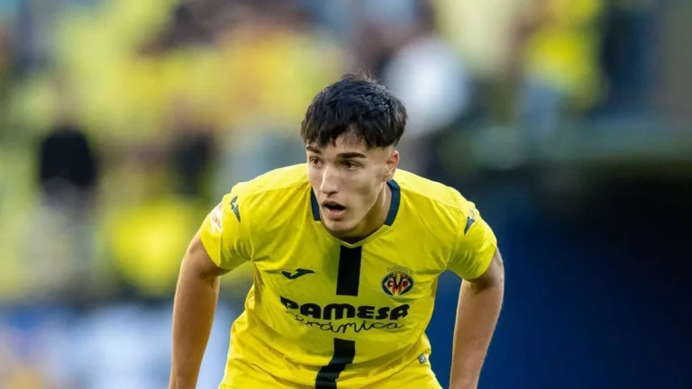 Villarreal: Quem é Carlos Macià? Joia de 17 anos vira aposta de Iñigo Pérez e é conhecido como o ‘novo Rodri’