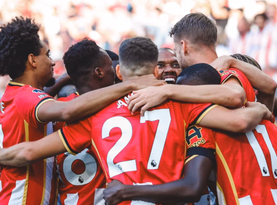 Brentford x Tottenham, Premier League 2026/2027. Foto: Reprodução/Brentford FC via site oficial