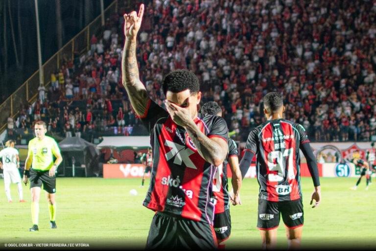 Vitória é letal, bate o Botafogo e volta a vencer no Brasileirão