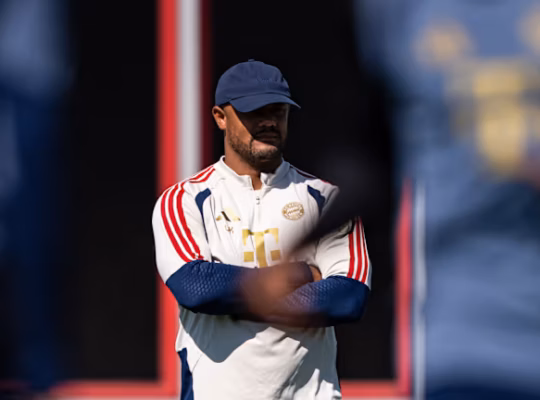 Vincent Kompany, Bayern. Foto: Reprodução/FC Bayern via site oficial.