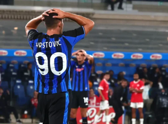 Atalanta empata em jogo pela Conference League