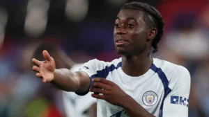 Jeremy Monga estreou pelo Manchester City: Confira a trajetória do jovem promissor