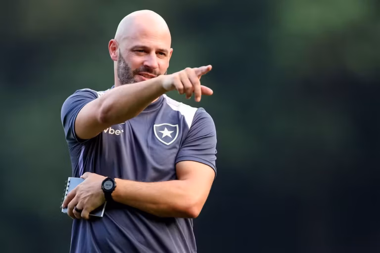 Botafogo ‘derrete’ psicologicamente contra o Vitória; o que precisa mudar?