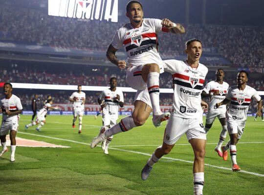 São Paulo vence Bragantino com primeiro gol marcado por Luciano